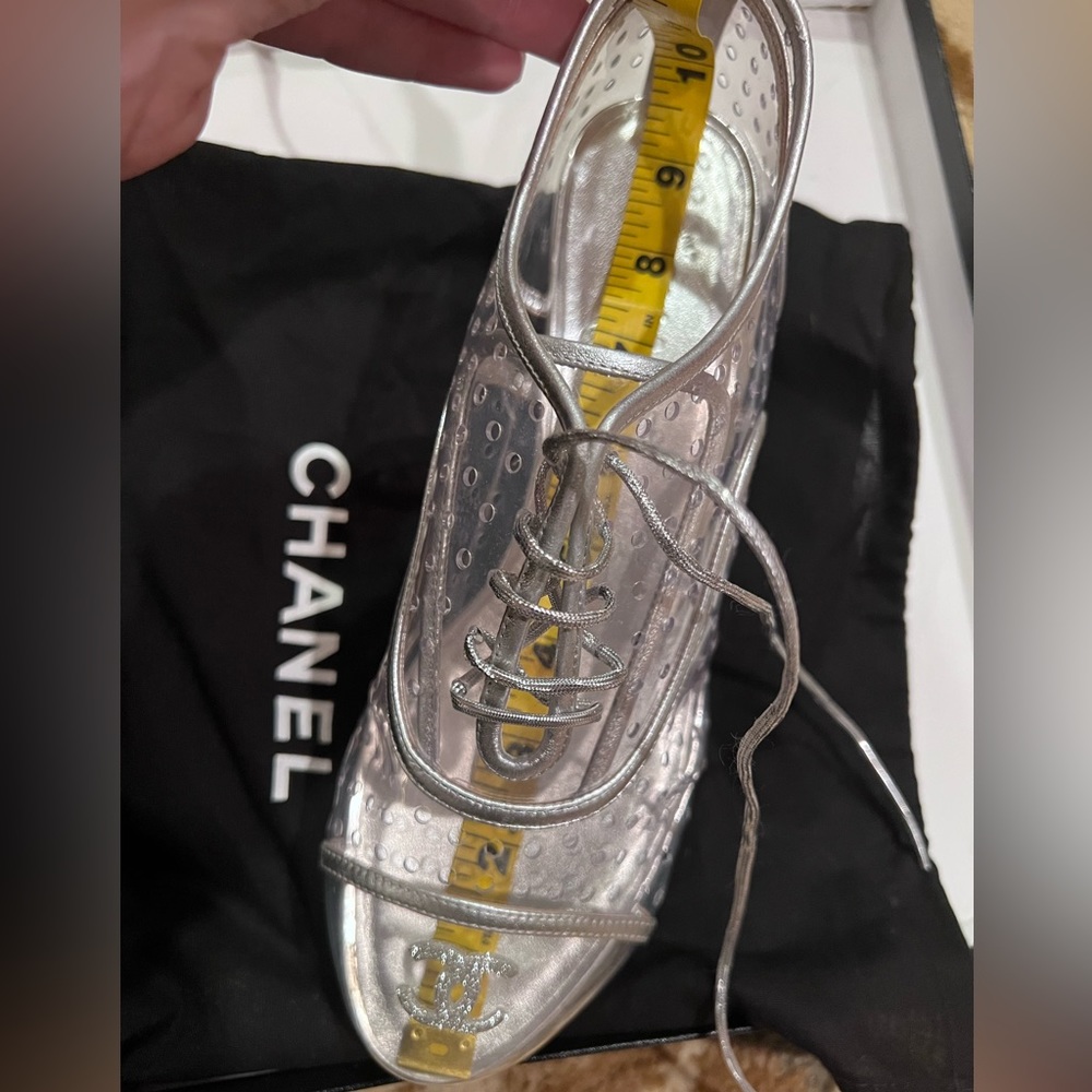 Chanel silver lace up shoes - Picture 9 of 13